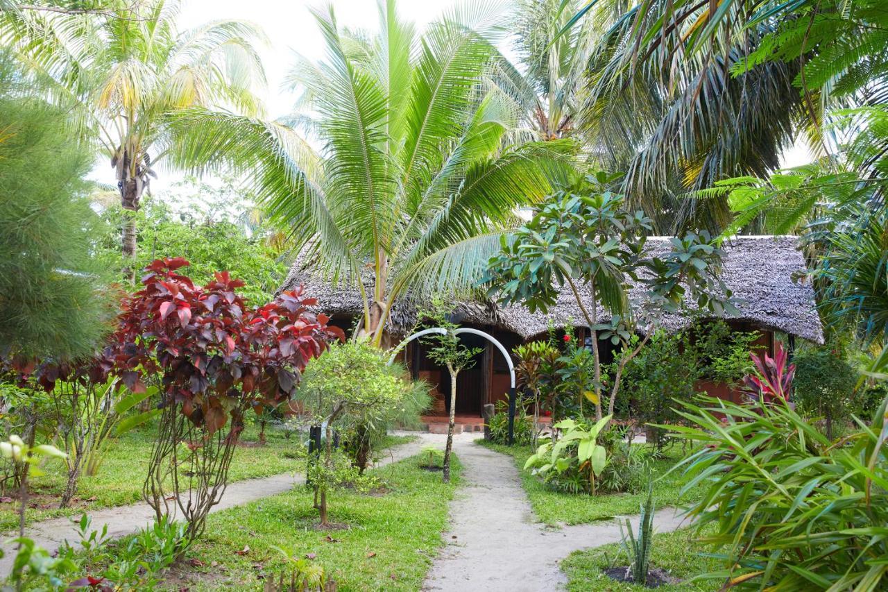 Analatsara Eco Lodge Ile aux Nattes Esterno foto